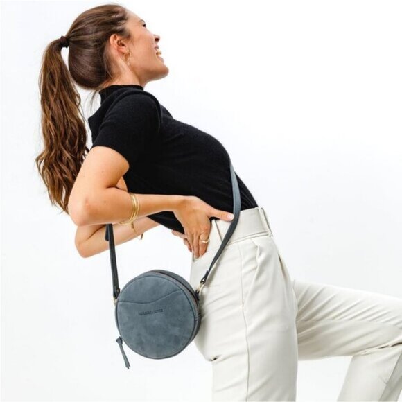 ⚡Portland Leather Women Storm Imported Goods Circle Handmade Crossbody Bag - Picture 6 of 7